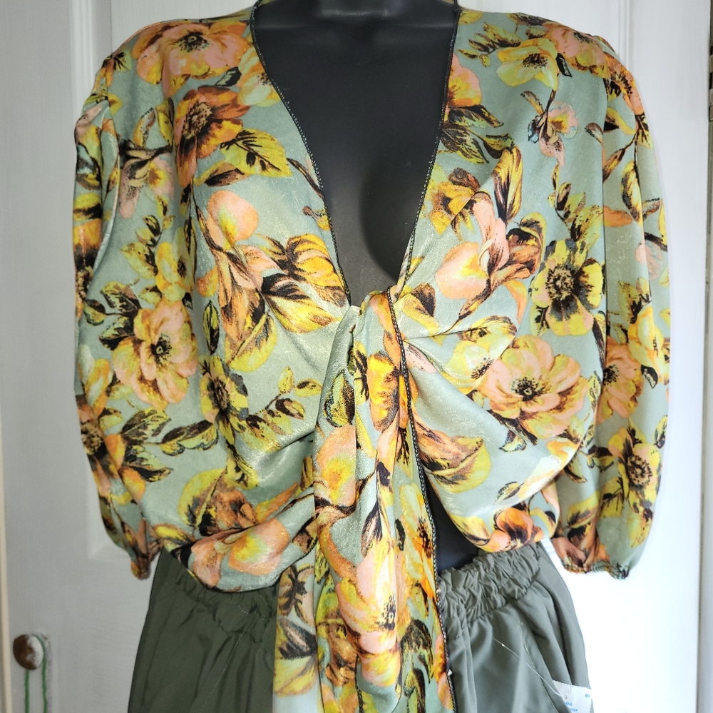 Tie Front Floral Top